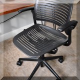 F35. Steelcase desk chair. 